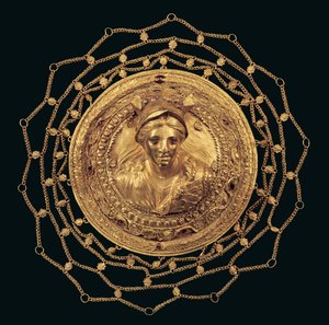 Medaglione con busto di Atena, da Tessaglia, Periodo Ellenistico da Greek